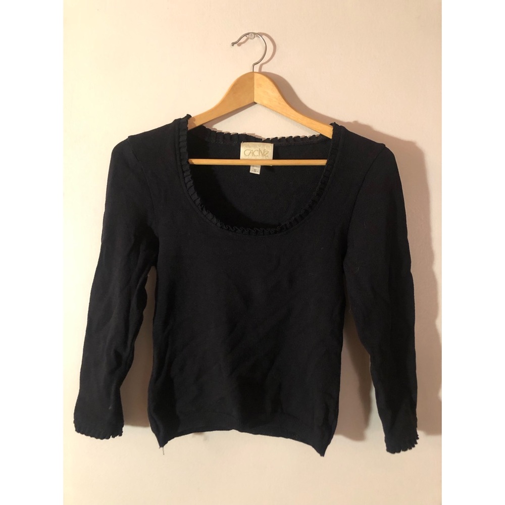 Black Cache Top